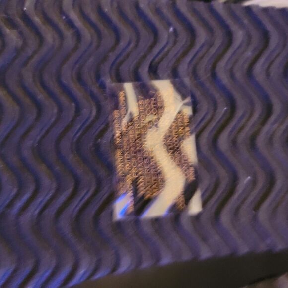 Black and white under the knee boots - Picture 6 of 6